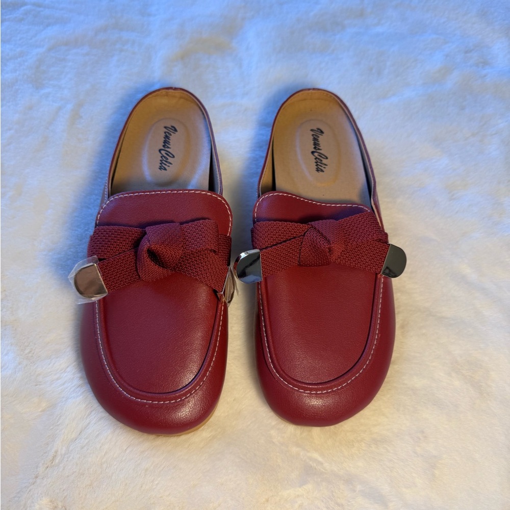 Venus Celia Red Bow Mules Size 10